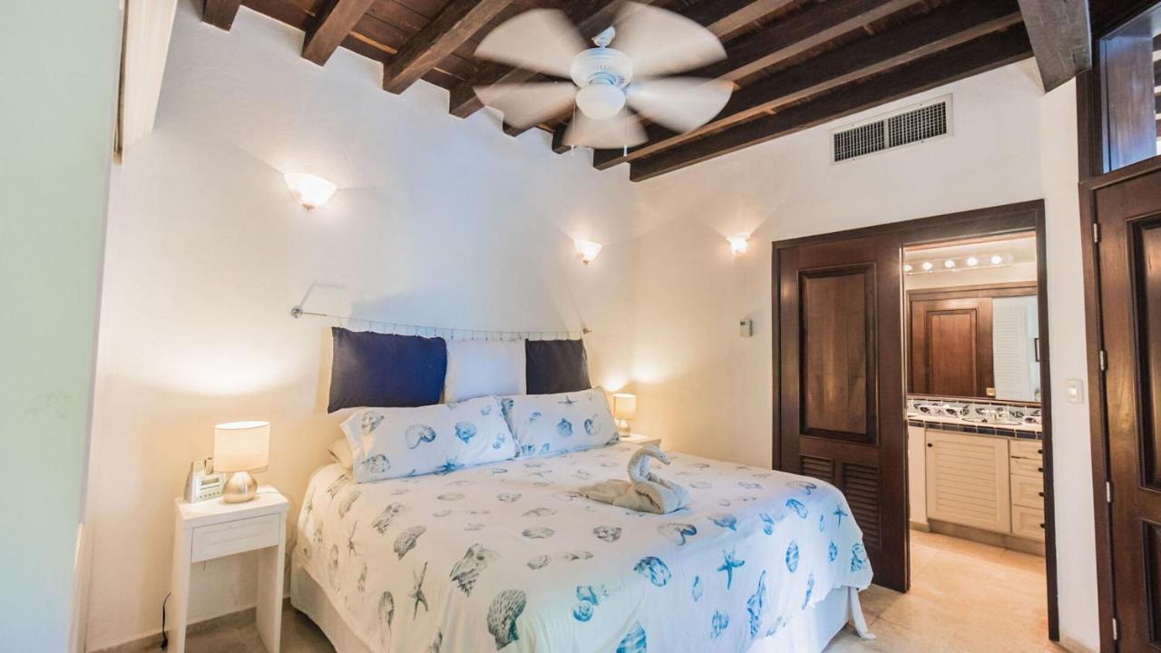 Royal Palms By Bvr Apartment Playa del Carmen Exterior photo