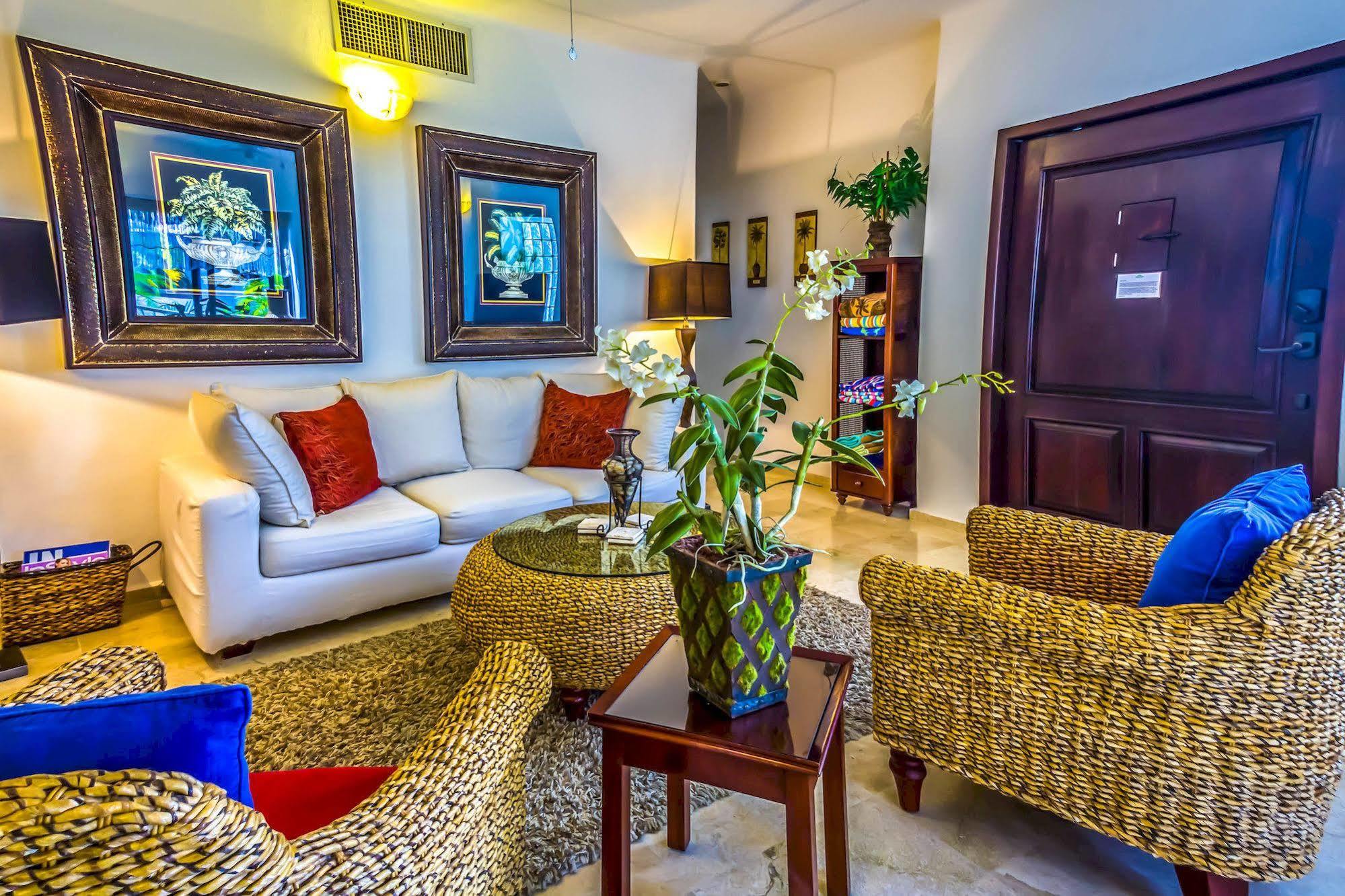 Royal Palms By Bvr Apartment Playa del Carmen Exterior photo